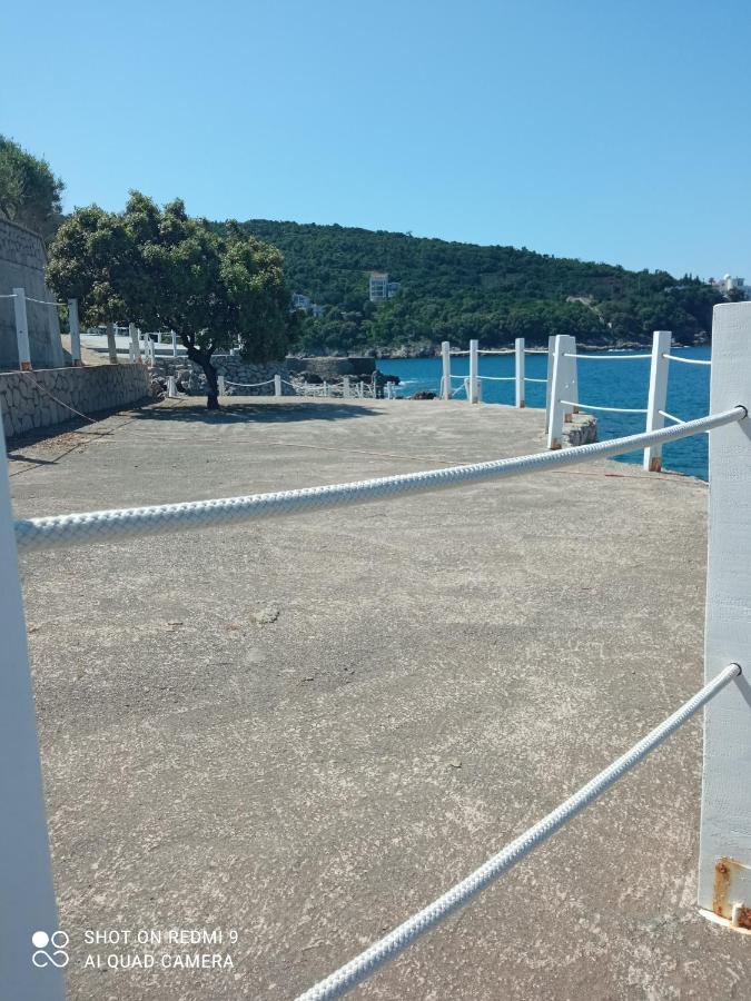 Apartmani Lux Sea Utjeha Exterior photo
