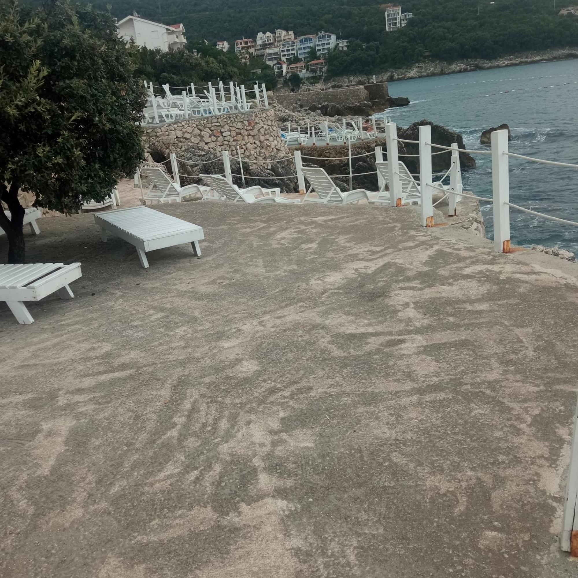 Apartmani Lux Sea Utjeha Exterior photo